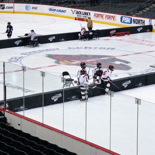 xDividers 22" Cross-Ice Divider System at xHockeyProduct.ca Canada