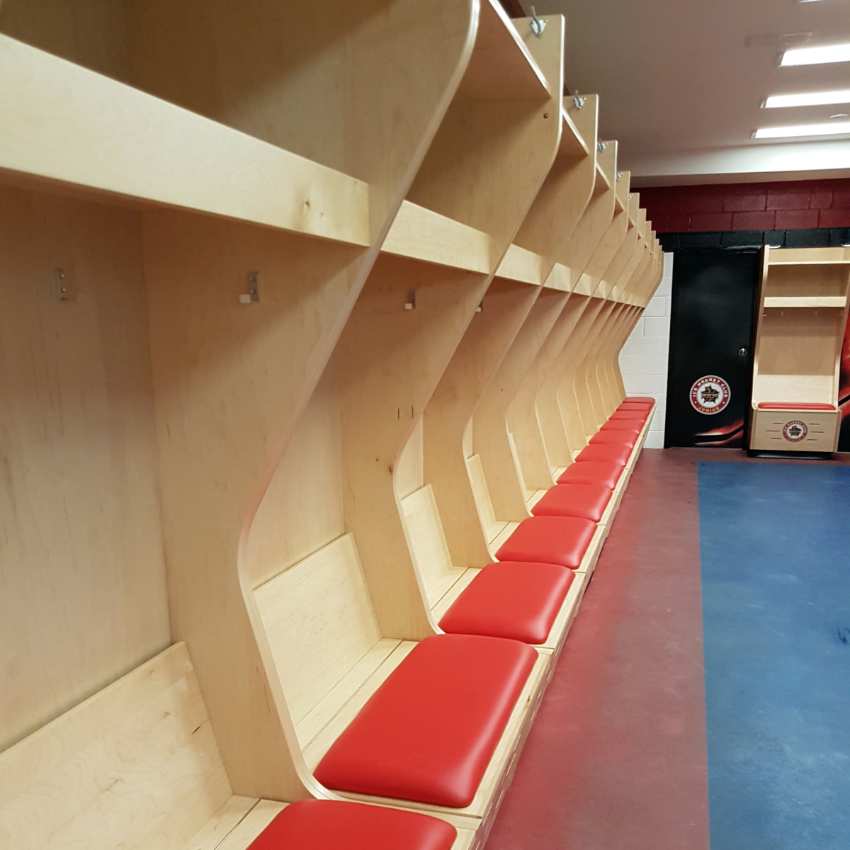 x300 Professional Hockey Locker at xHockeyProducts.ca Canada