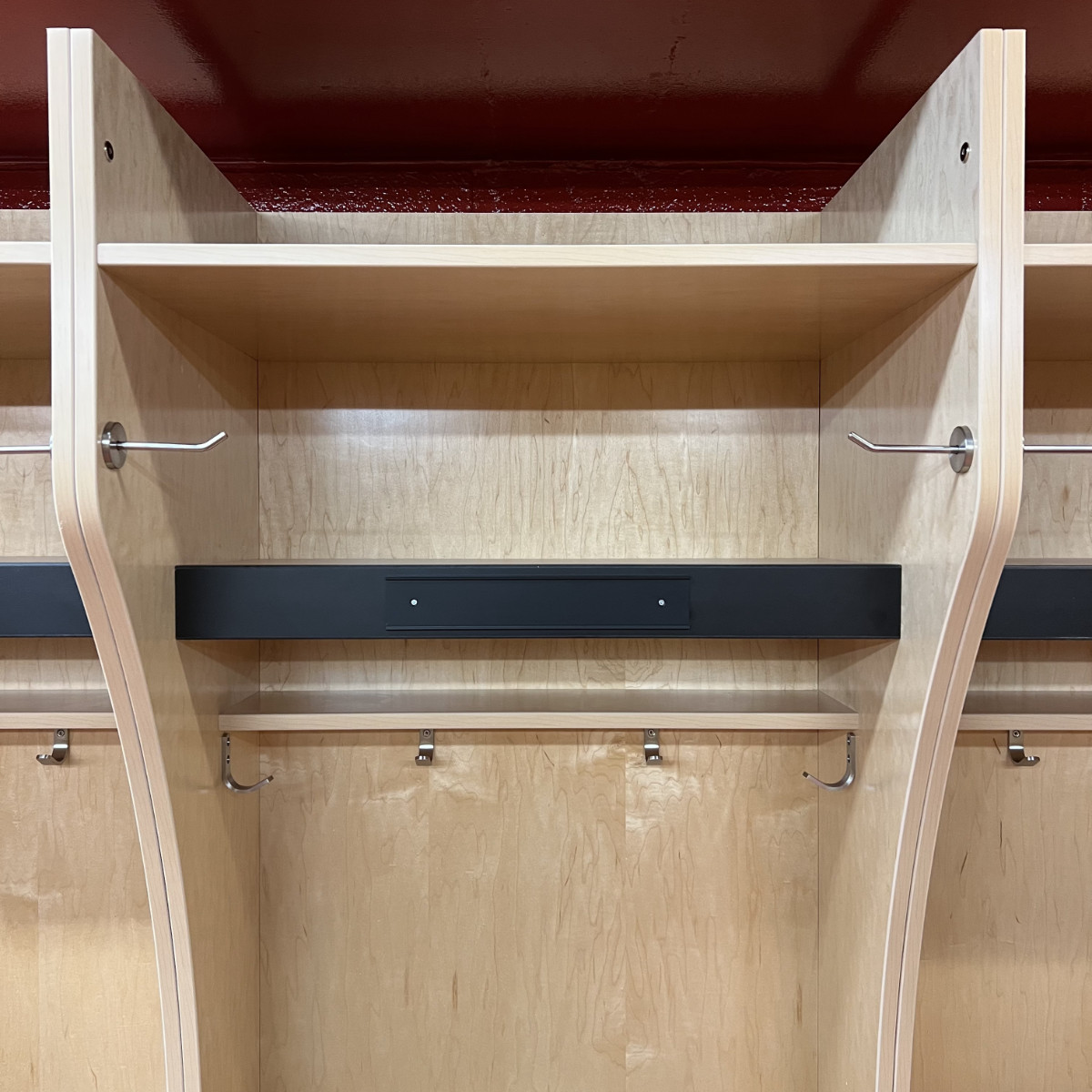 x600 PRO Hockey Locker Guelph at xHockeyProducts.ca Canada