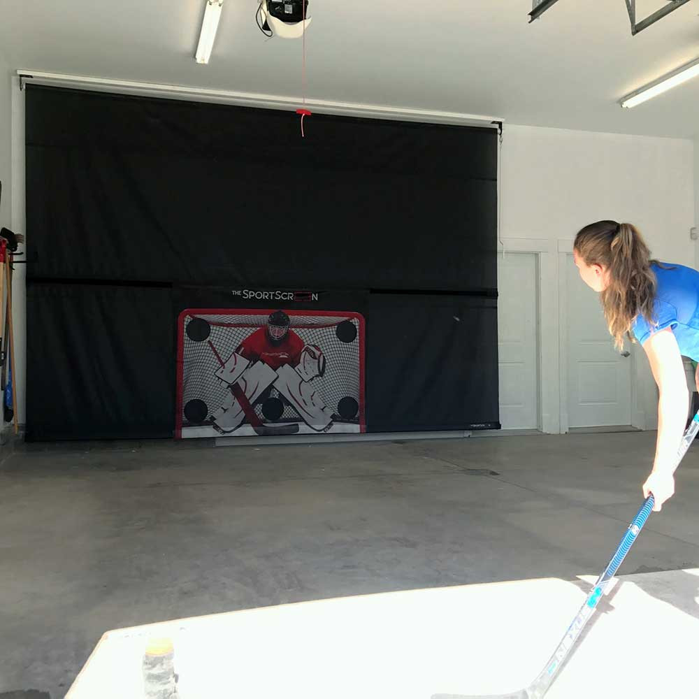 The SportScreen Remote Controlled Rollup Shooting Tarp + Shooting Pad Bundle from xHockeyProducts.ca Canada