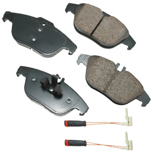 Akebono Brake Corporation Euro Ultra-Premium Brake Pads - Rear EUR1341 Akebono Brake Corporation Euro Ultra-Premium Brake Pads - Rear EUR1341