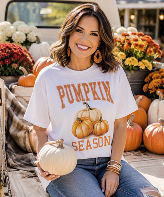 pumpkin season tee model image