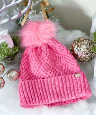 Warm thoughts beanie table