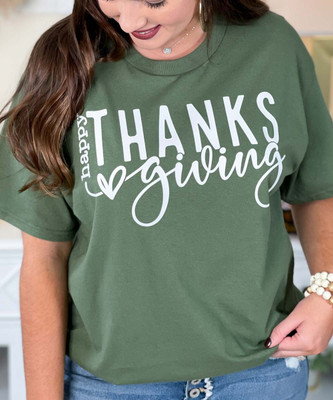 happy thanksgiving tee close up