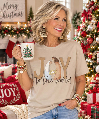 joy to the world manger tee model image sand