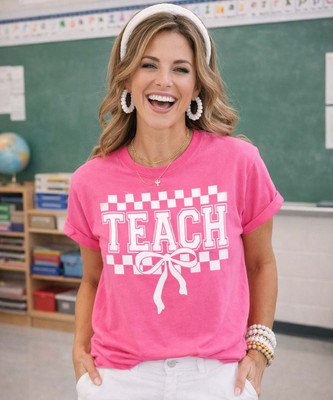 checkerboard teach with bow graphic tee