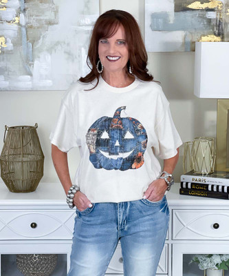 denim jack o lantern tee