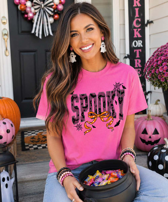 lace spooky with bow safety pink tee model image
