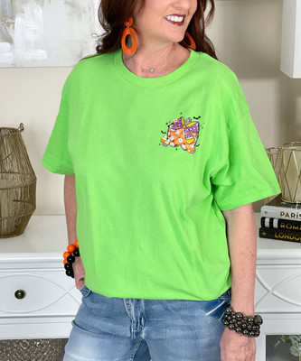 pocket halloween teacher apple tee close up