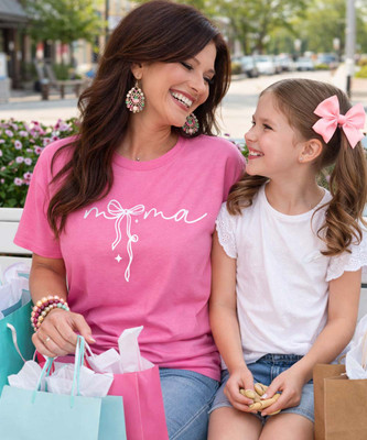mama bow graphic tee