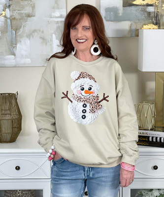 faux yarn snowman with leopard sweatshirt