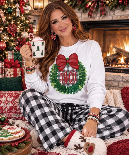 Monogrammed Plaid Christmas Wreath With Bow Lounge Set