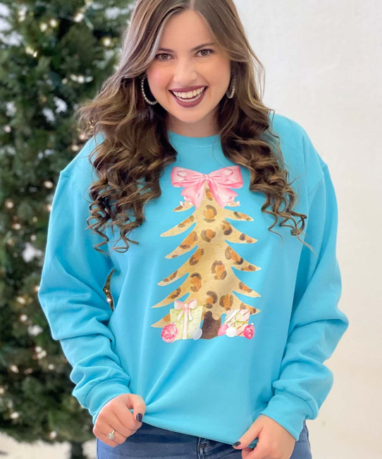  Leopard Christmas Tree With Presents Tee - Scuba Blue 