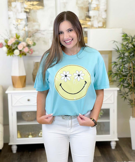 Distressed Daisy Flower Smiley Comfort Colors Graphic Shirt