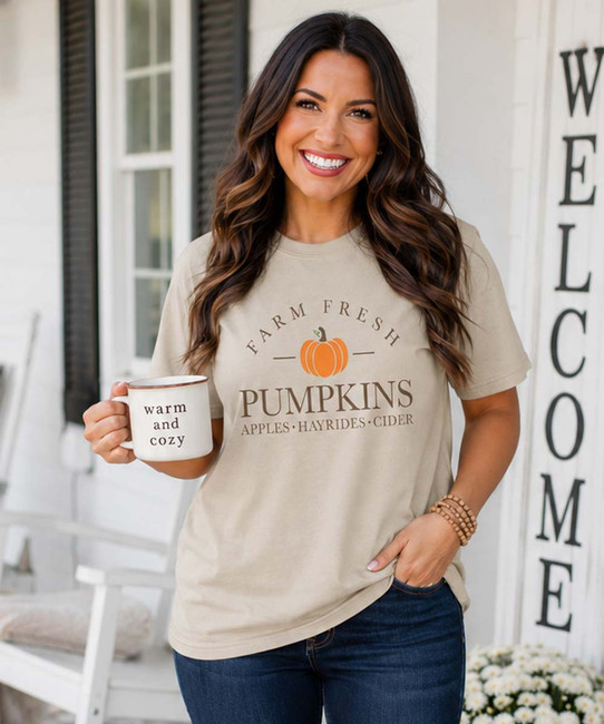 farm fresh pumpkins tee model image