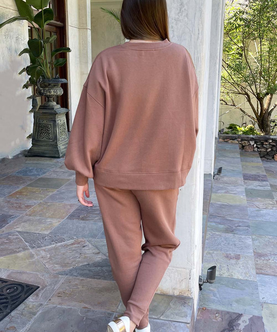  Weekend Vibes Sweatshirt and Sweatpant Set - Deep Camel 