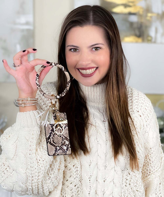 I am me wristlet 2