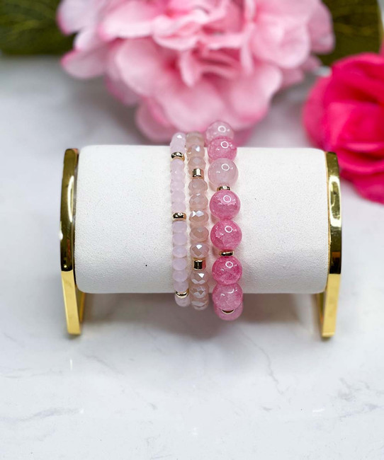 shades of me bracelet set pink stand