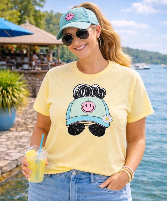 bun with smile cap and sunglasses model image