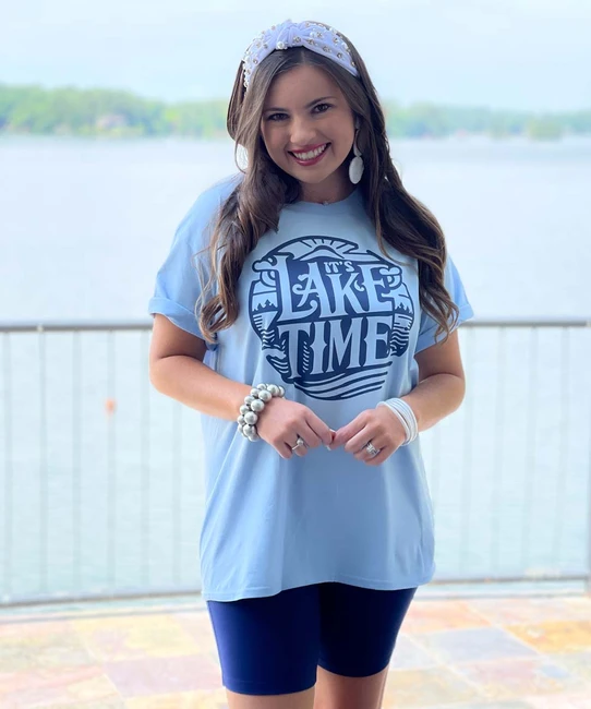 it's lake time tee