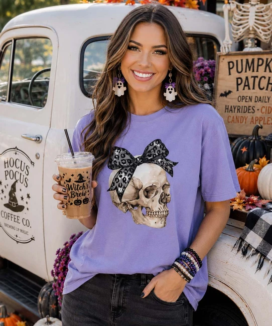 skull with bow tee model image