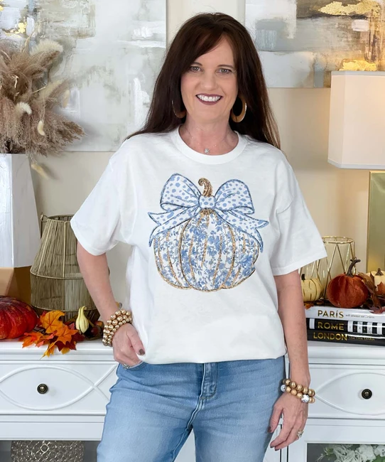 blue floral pumpkin with bow tee