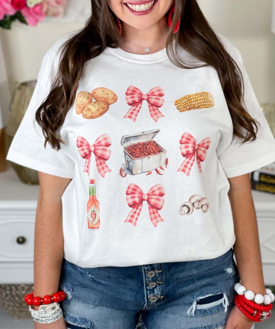 crawfish and bows tee close up