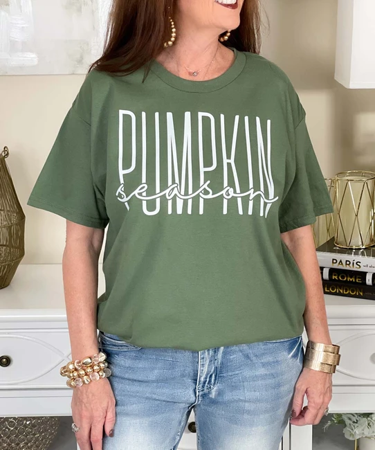 pumpkin season tall tee close up