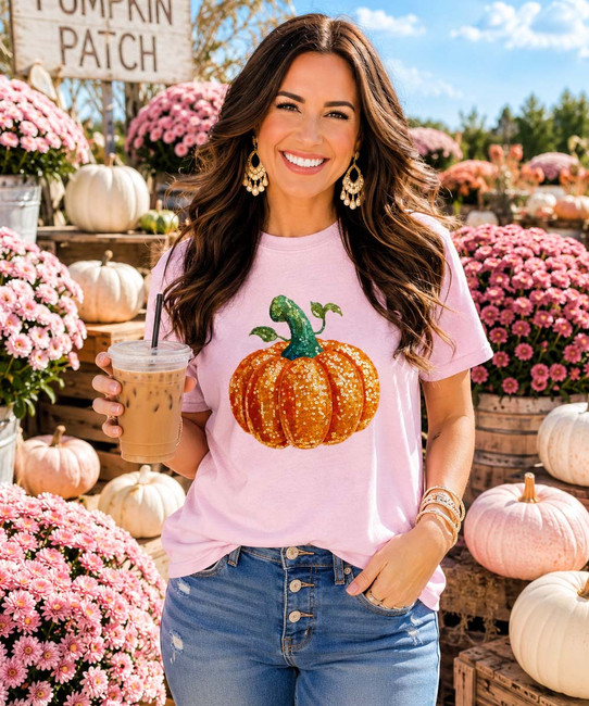 faux sequin pumpkin tee pink model image
