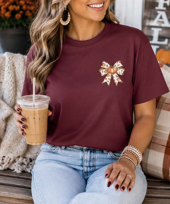 pocket pumpkin bow tee model image  close up