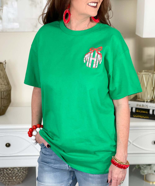 pocket santa clause scallop monogram with bow tee close up