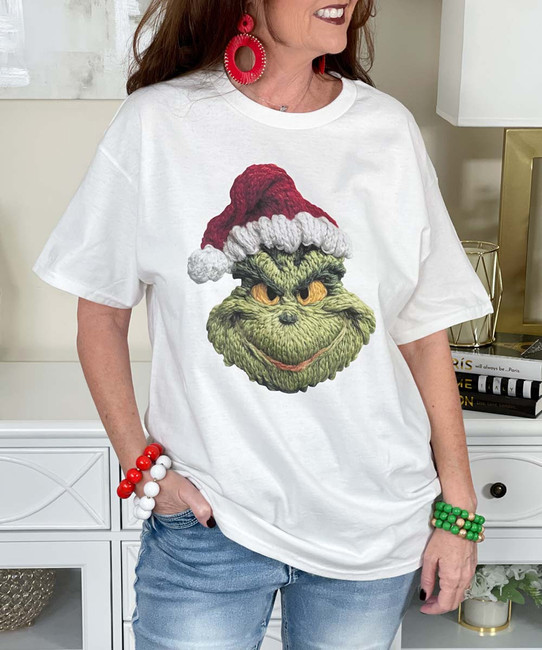 faux yarn face with santa hat tee close up