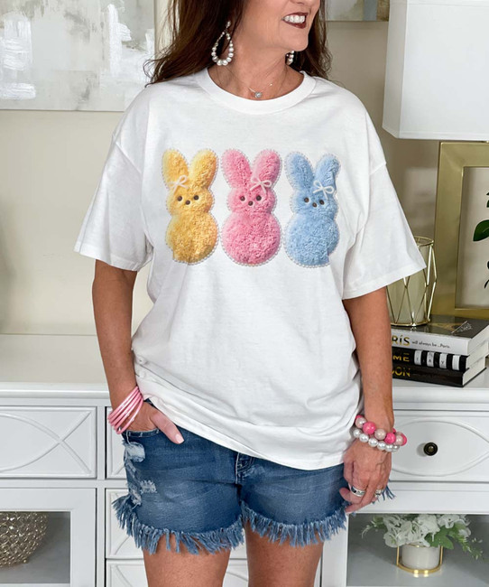 peeps with pearls tee white close up