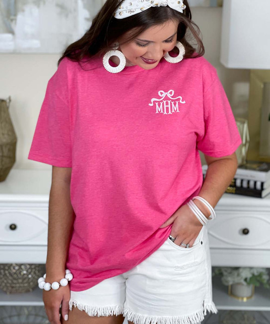 pocket fishtail monogram with bow tee close up