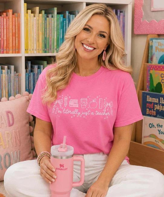i'm literally just a teacher tee azalea model image