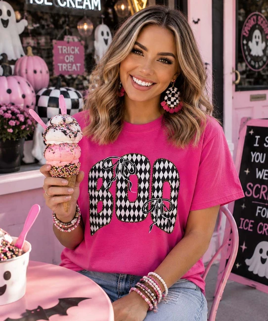 boo with bows tee model image