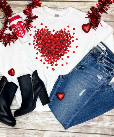 3d-heart-graphic-shirt__86614.