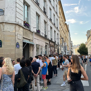 Lively cafés, neighbourhood events and everyday Parisian life give Rue de Turenne its vibrant local atmosphere.