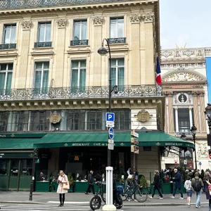 Boulevard des Capucines – Paris Elegance & Cultural Icons