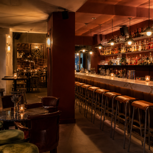 A sleek and modern cocktail bar in Paris, Cavalier offers an inviting and chic atmosphere, where stylish design and elegant lighting create the perfect ambiance for a night out. With its high-end furnishings and meticulously crafted cocktails, it stands as a haven for cocktail enthusiasts seeking both sophistication and relaxation. TLC Paris recommends this gem for those who appreciate refined elegance and impeccable service.