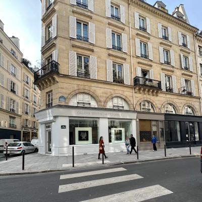 An open-air extension of Saint-Germain's creative history
Rue de Seine has long been one of Paris's great gallery streets, where exhibitions spill visually onto the pavement and curiosity often replaces any need for a destination.