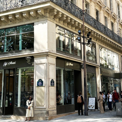 Coffee Near the Gardens
Overlooking the Palais Royal district, Café Kitsuné is a convenient stop before or after a stroll through the gardens.