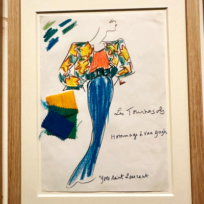 Fashion Meets Fine Art
Yves Saint Laurent often drew inspiration from painters and artistic movements. This sketch pays tribute to Vincent van Gogh, illustrating how colour, texture and creativity travelled from canvas to couture within the designer's collections.