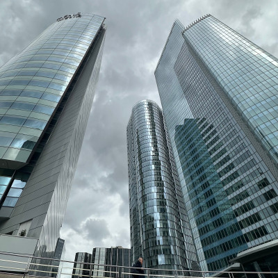 Looking up, La Défense reveals its scale—sharp, reflective, and unapologetically modern.