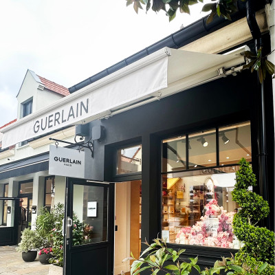 Guerlain at La Vallée Village
Guerlain at La Vallée Village, a destination outside central Paris for discovering a selection from the historic French beauty and fragrance Maison.