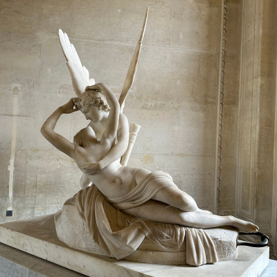 One of the Louvre’s most romantic masterpieces, sculpted in marble by Antonio Canova. Captured by TLC Paris.