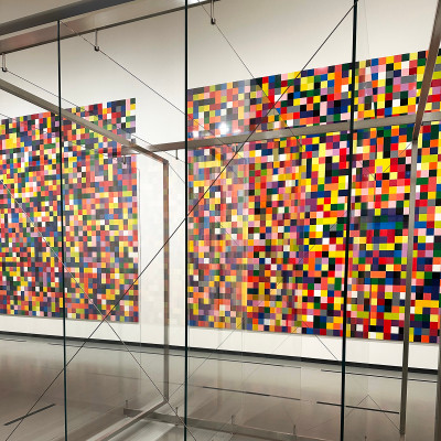 A moment of pure color — unexpected, bold, and quietly hypnotic.