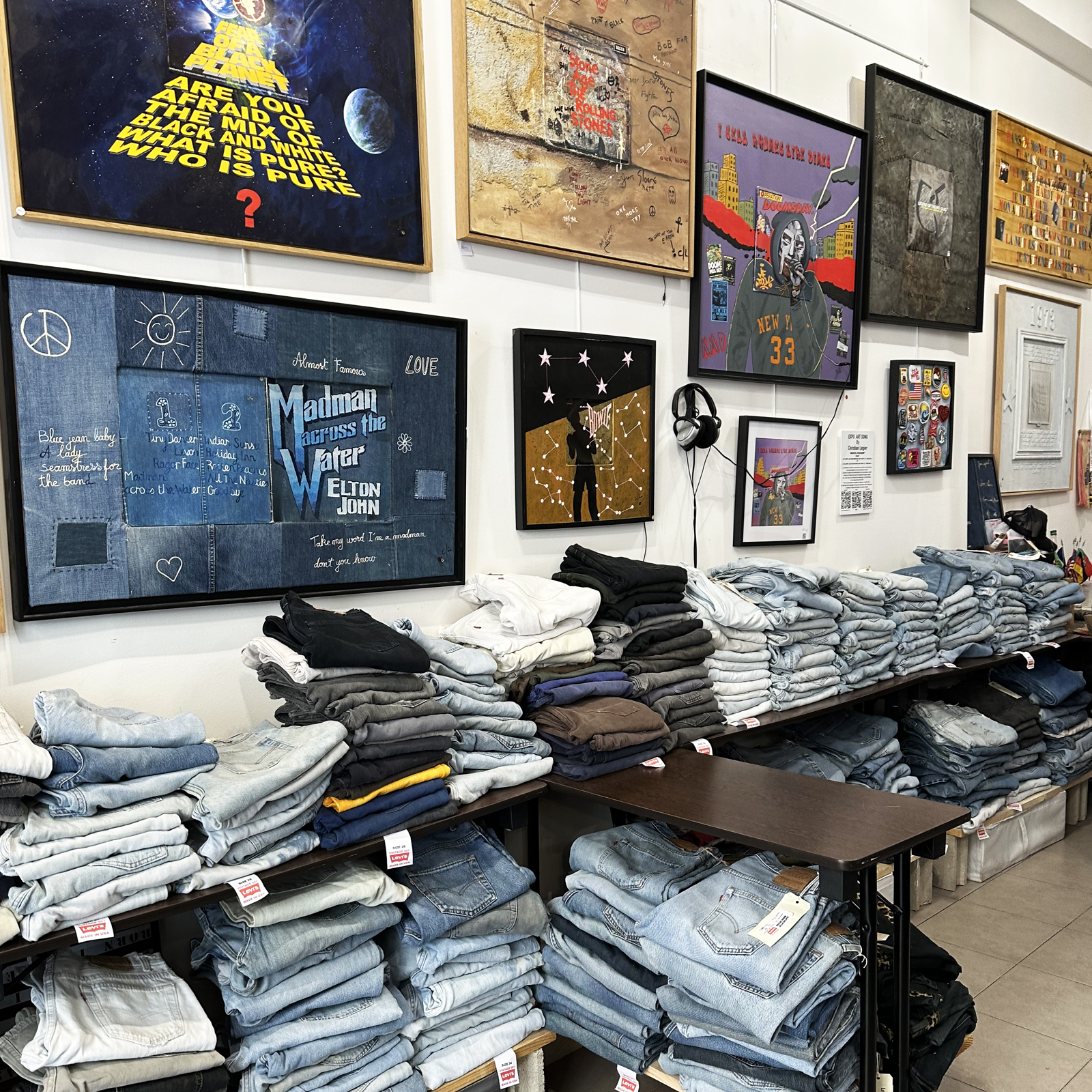 Vintage denim and art inside Le Clan des Chineurs Galerie