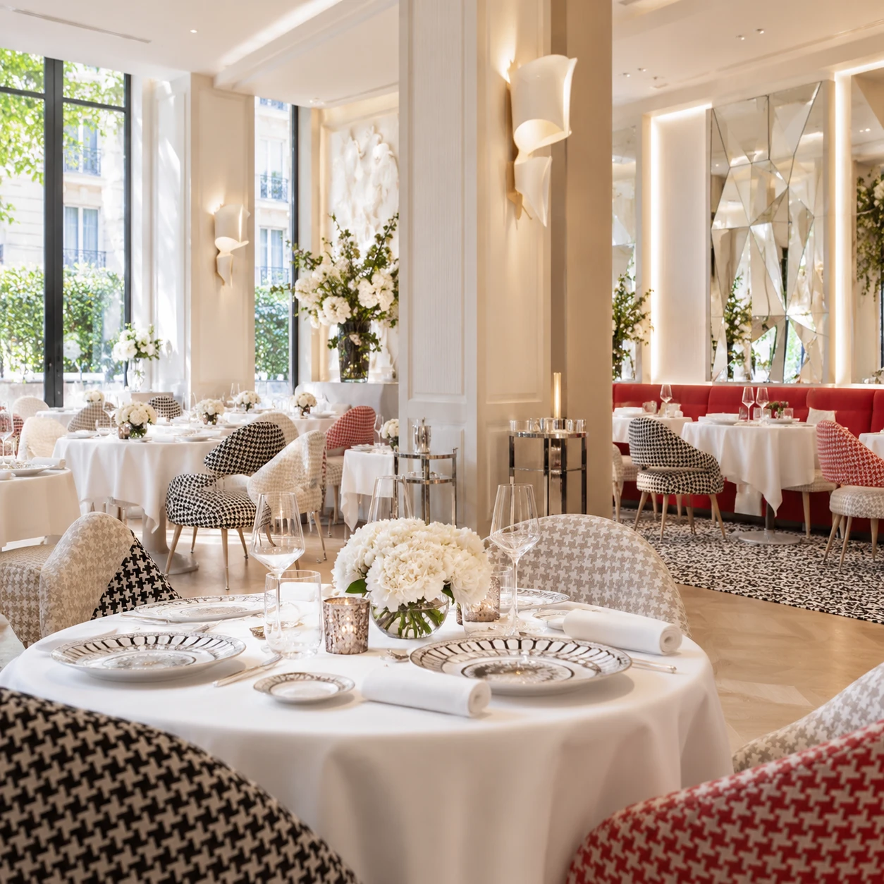 Monsieur Dior by Yannick Alléno Michelin-starred dining at 30 Montaigne Paris