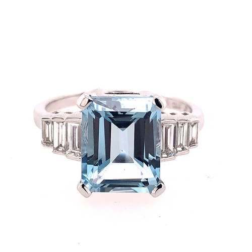 Step Up Aquamarine & Diamond Ring Step Up Aquamarine & Diamond Ring